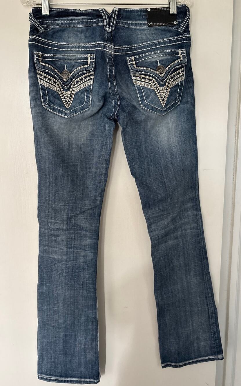 Vigoss Premium Low Rise Boot Cut Flap Rhinestone Pocket Jeans Size 3 x 33